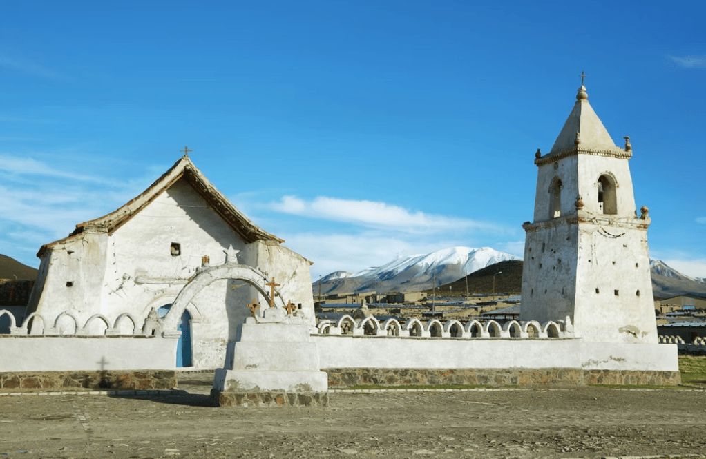 Termas de Chusmiza y Enquelga: una ruta inolvidable por el altiplano chileno